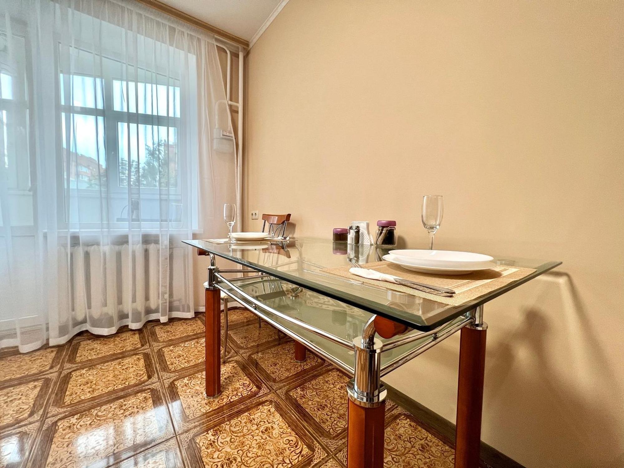 Apartpoltava 100 Квадратних Метрів Затишку В Серці Полтави, Корпусний Парк, Банківський Чек Екстер'єр фото