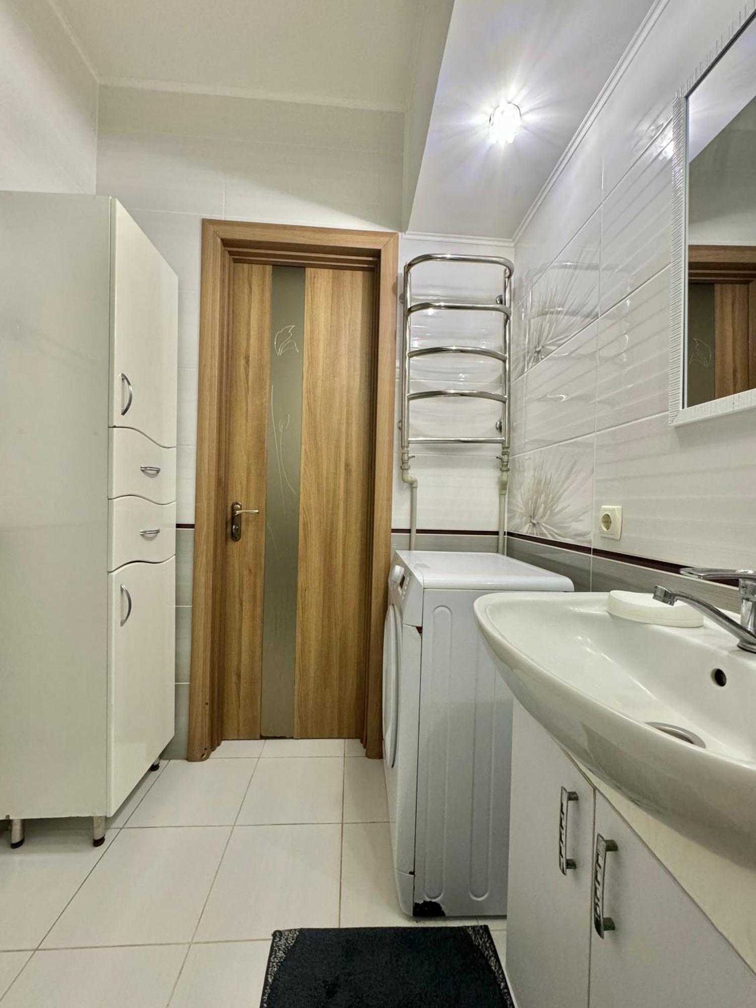 Apartpoltava 100 Квадратних Метрів Затишку В Серці Полтави, Корпусний Парк, Банківський Чек Екстер'єр фото